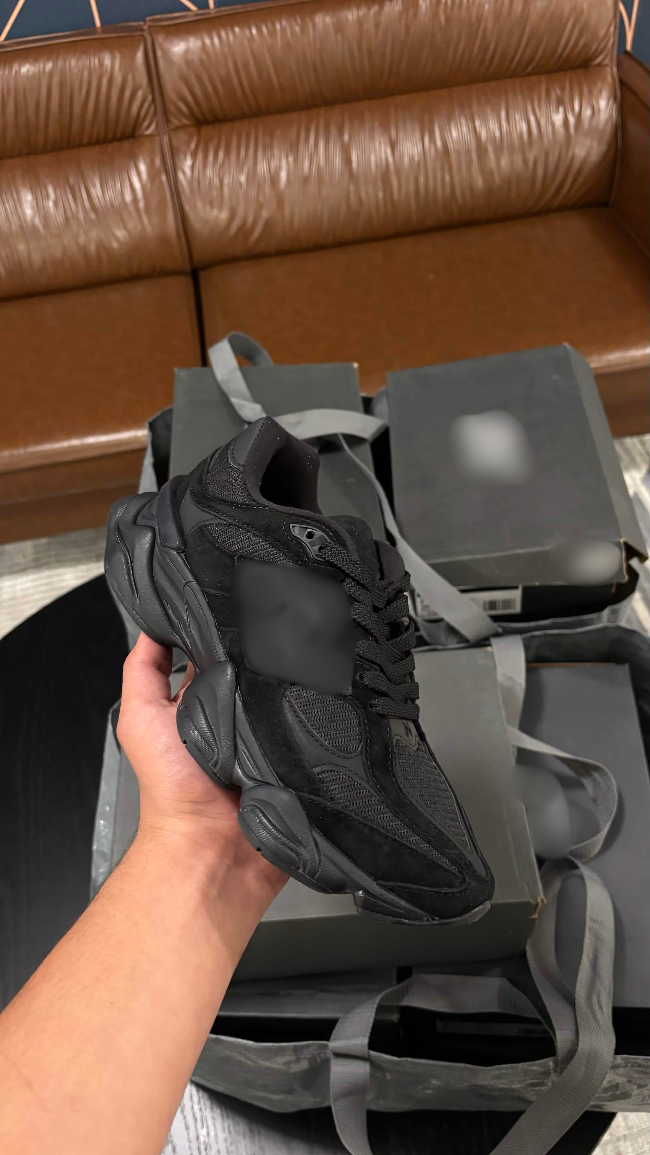 NewB 3x Bl4ck sneaker